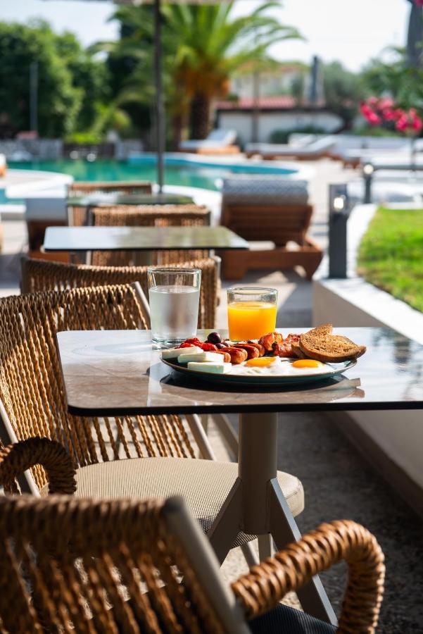 Domus Hospitality Aparthotel Vourvourou Exterior photo